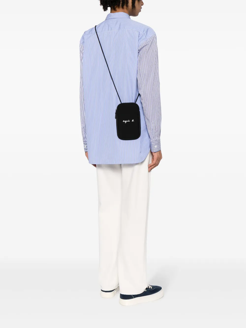 agnès b.  logo-print zipped cross body bag | Women | Image 2