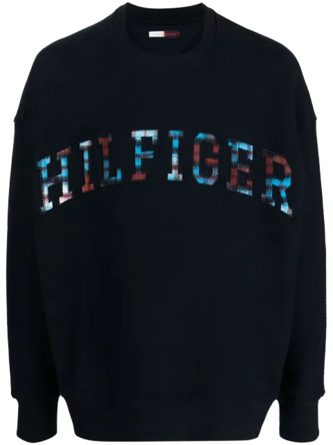 Tommy Hilfiger suéter con logo bordado y estampado de cuadros tartán