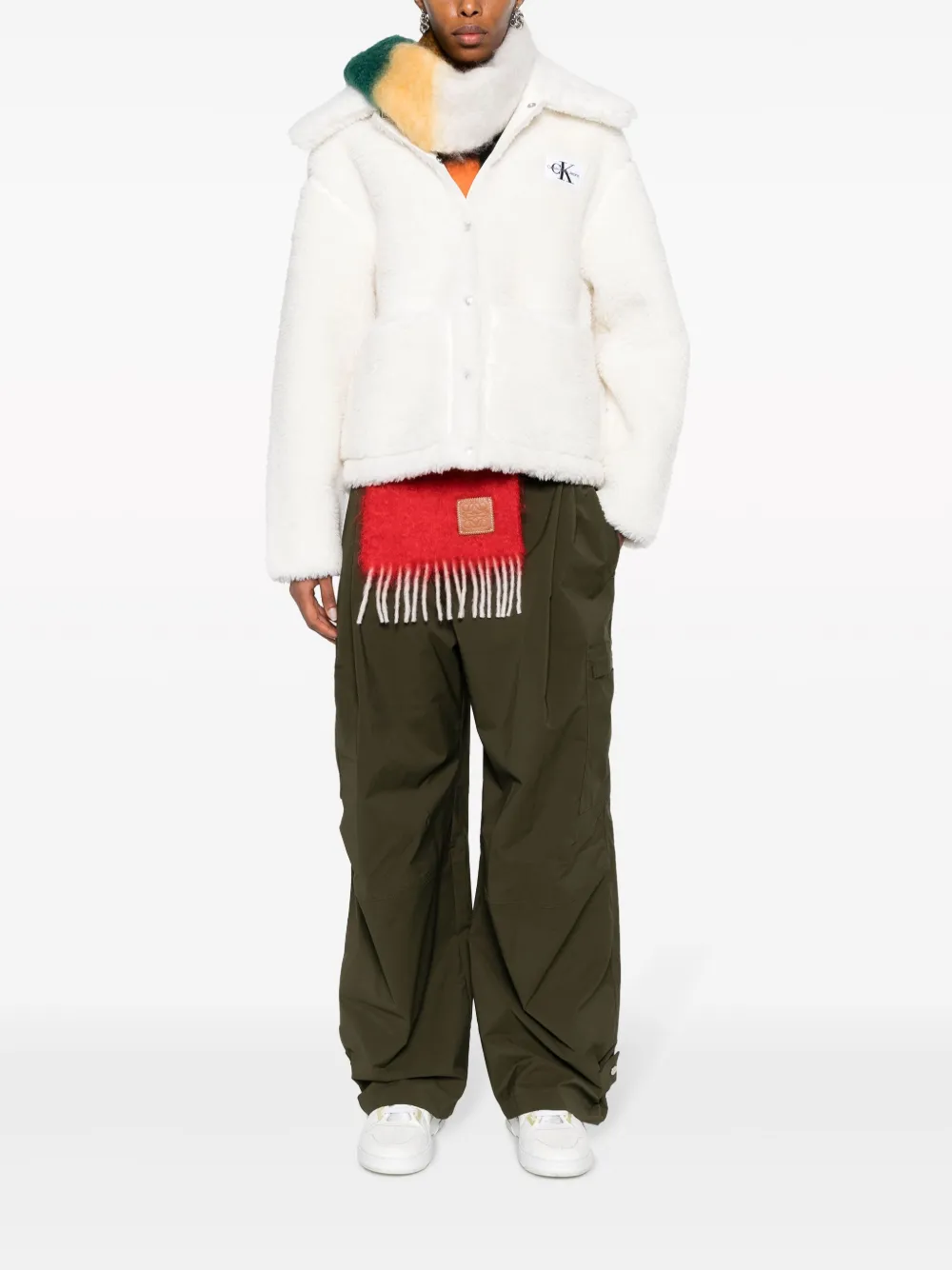 Calvin Klein logo-patch faux shearling jacket - Wit