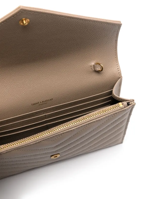 Saint Laurent カサンドラ エンベロープ レザークラッチバッグ S