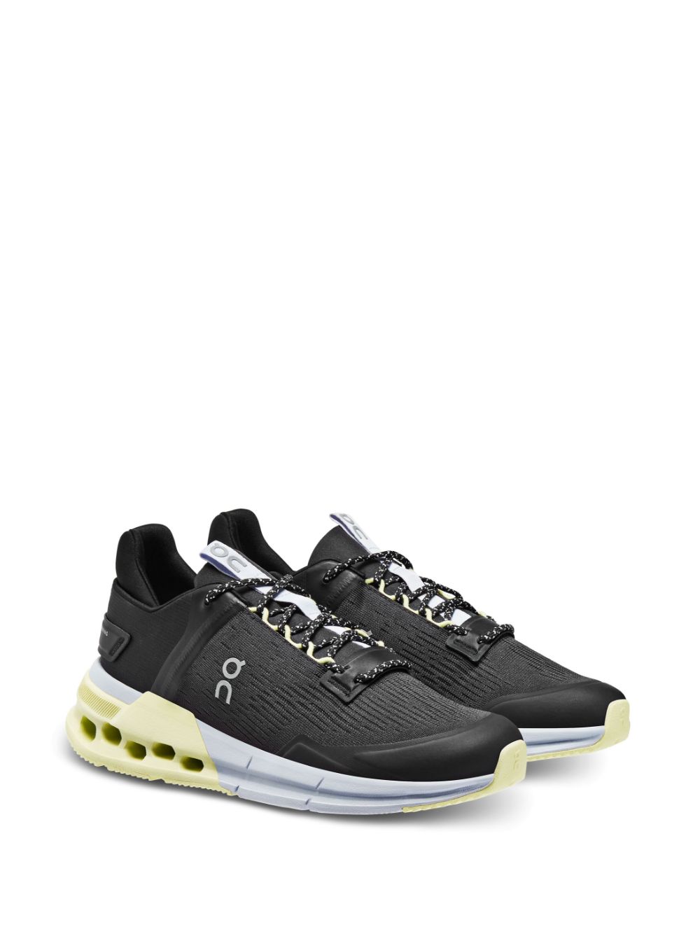 On Running Cloudnova Flux "Black/Hay" sneakers - Zwart