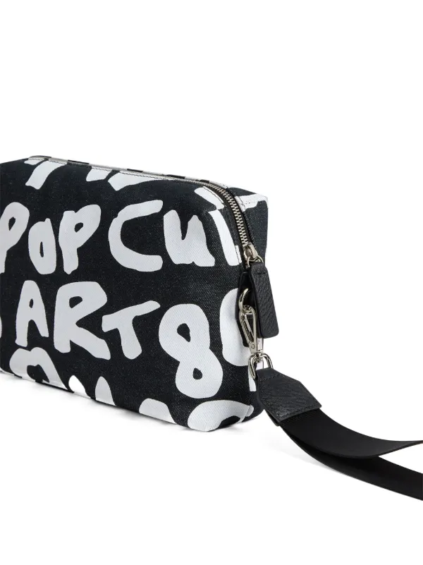 ディースクエアードトラベルポーチ Dsquared2 ディースクエアード ロゴ トラベルポーチ - FARFETCH