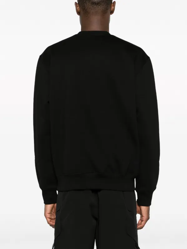 【Carharrt】カーハート WIP ロゴ スウェットシャツ ブラック Carhartt WIP ロゴ スウェットシャツ | ブラック | FARFETCH JP