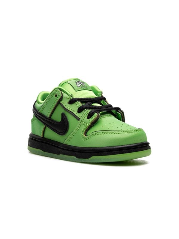 Girls nike sb dunks hotsell