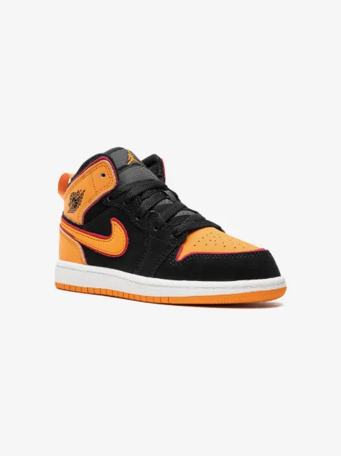 Nike Kids 에어 조던 1 미드 비비드 오렌지 스니커즈