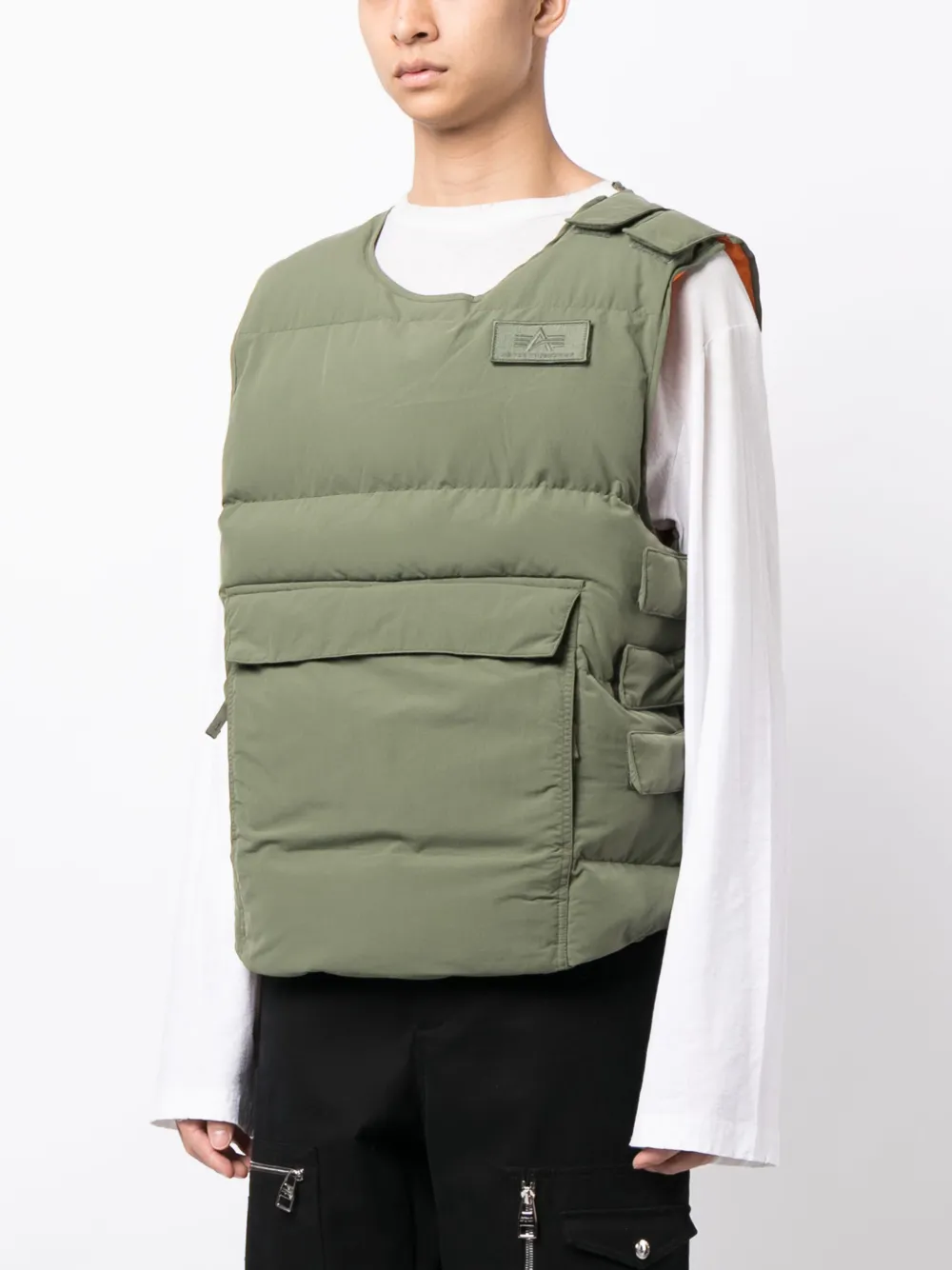Alpha Industries Logo-patch Quilted Gilet In Green