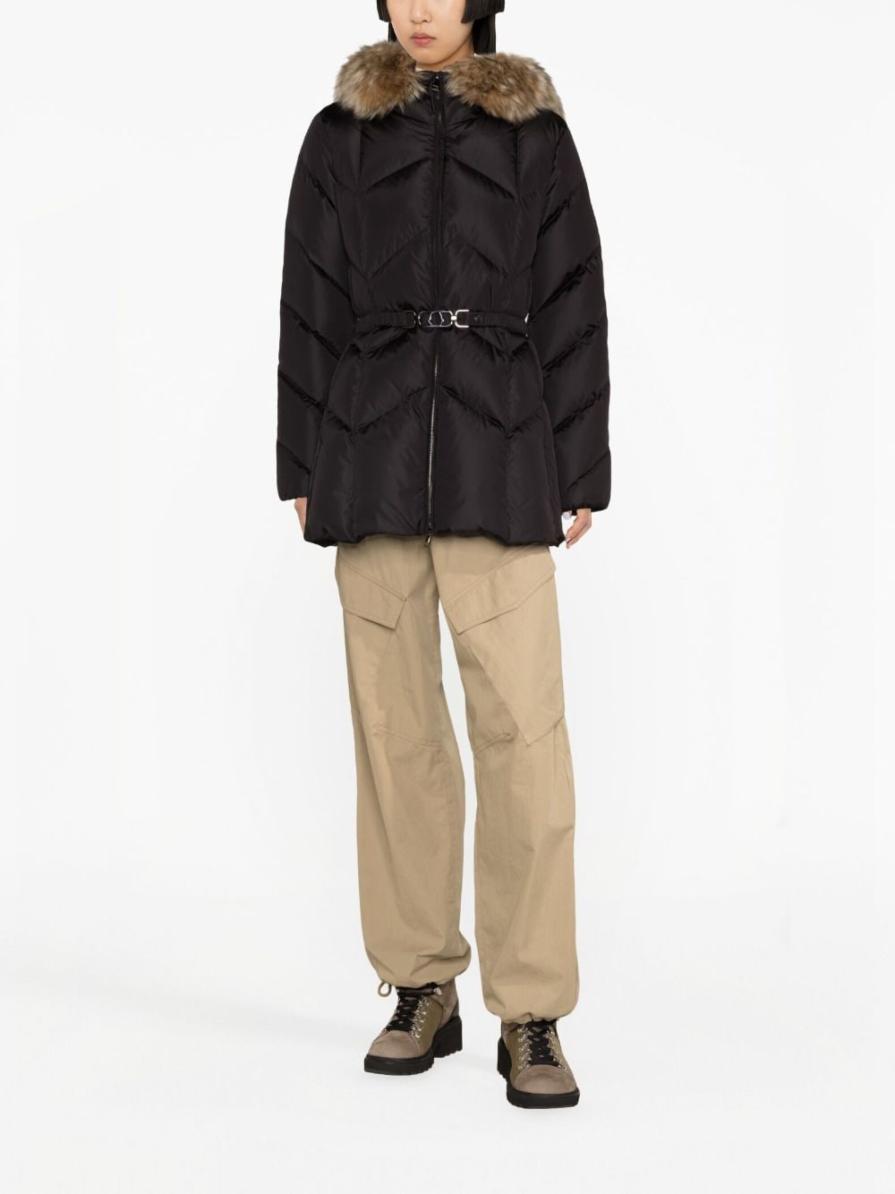 Moncler belted hooded puffer jacket - Zwart