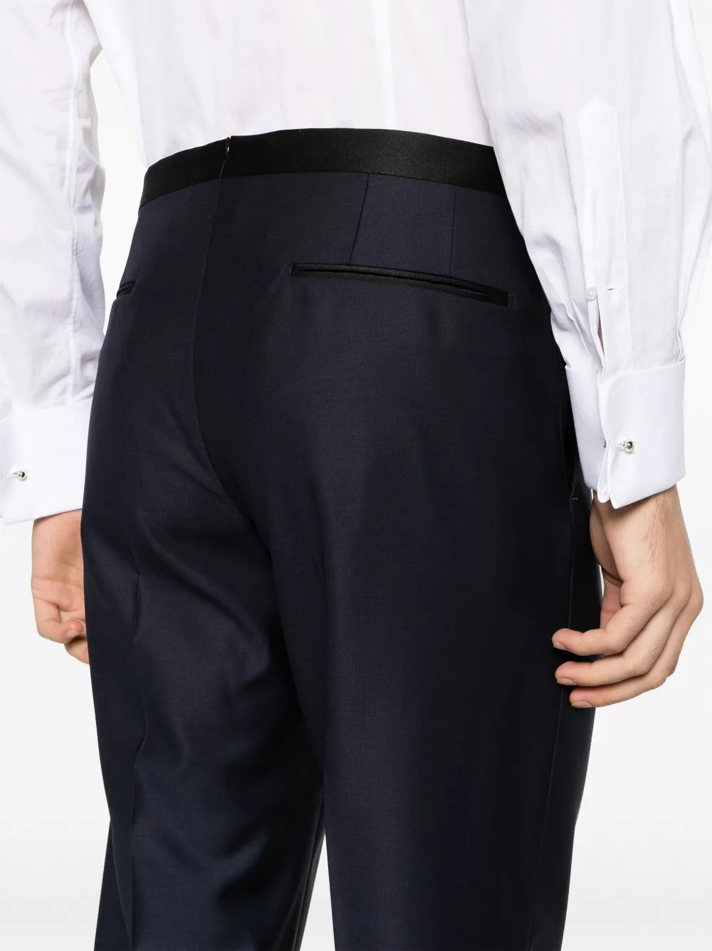 Peak-Lapels Double Breasted Suit