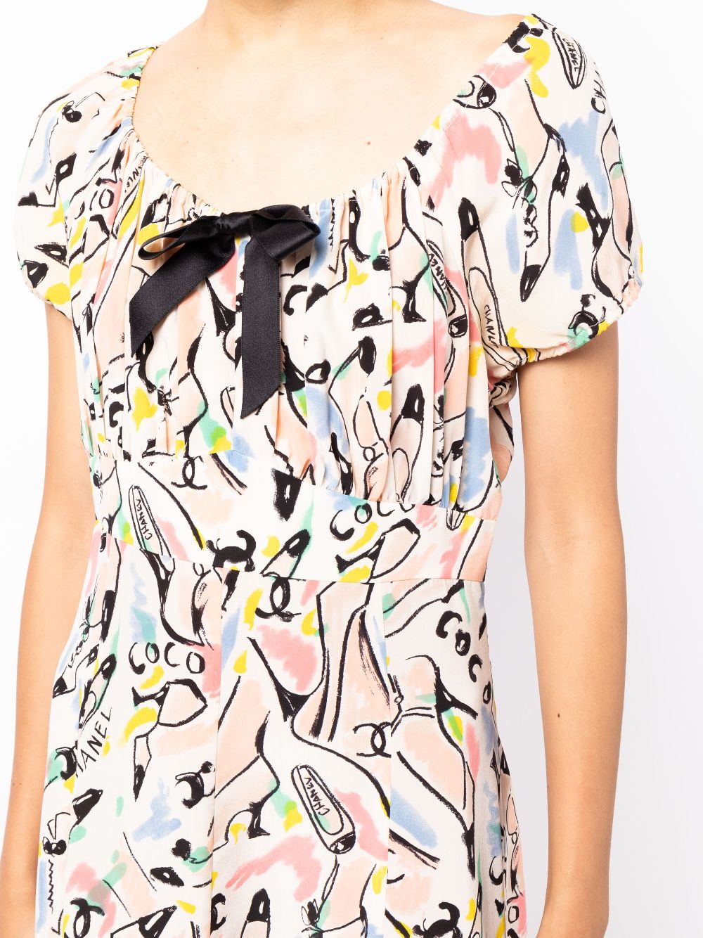 CHANEL 1990-2000 graphic-print silk dress Women