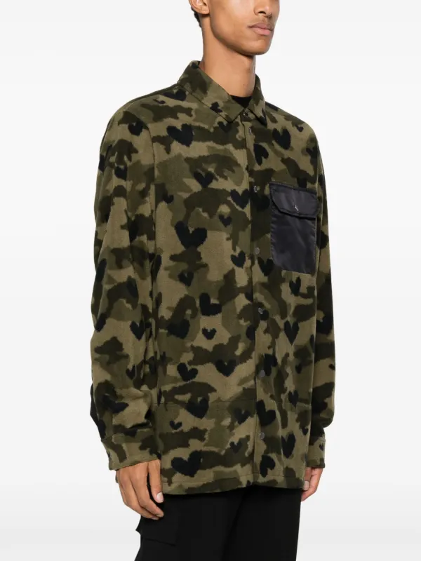 Nike sb camo store shirt