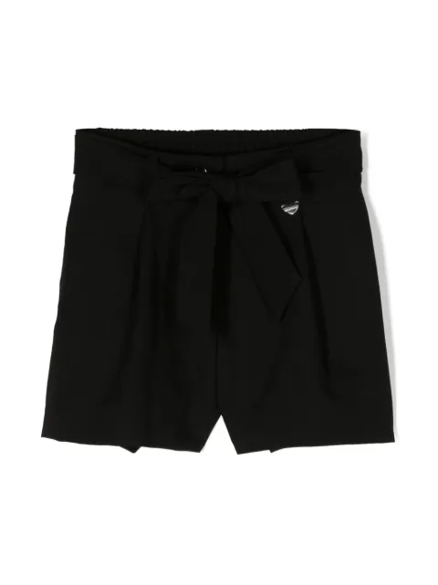 Monnalisa shorts con pinzas y cinturón