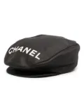 CHANEL Pre-Owned 1990-2000s logo-print newsboy cap - Black