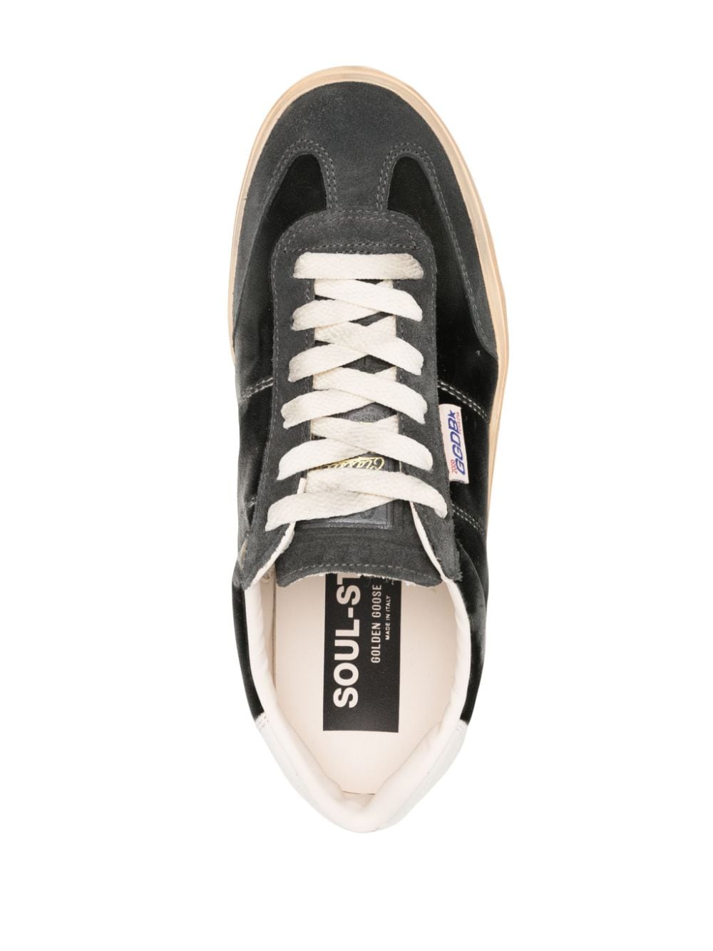 Shop Golden Goose Soul Star Low-top Sneakers In Schwarz