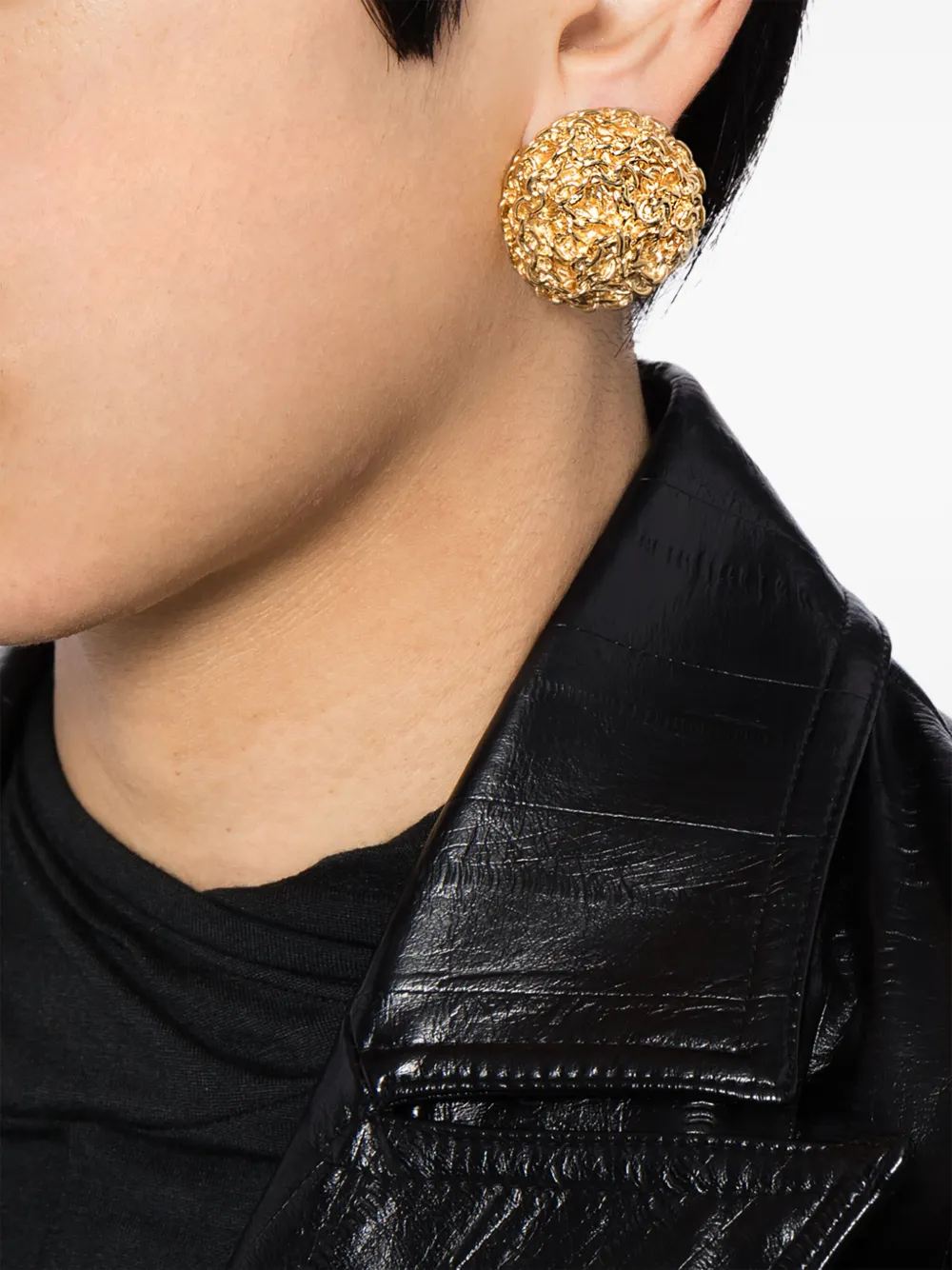 Materiel aretes texturizados con diseño de cadenas | Image 2