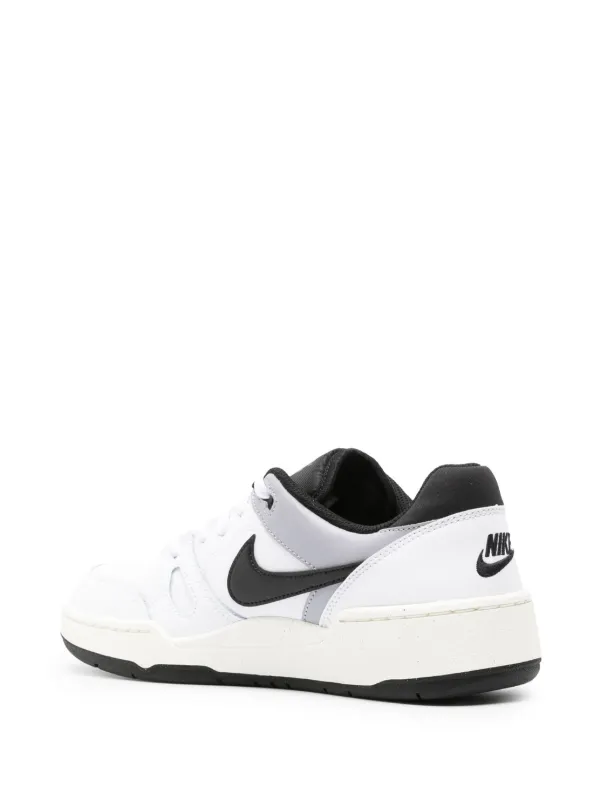Nike sale leather sneaker