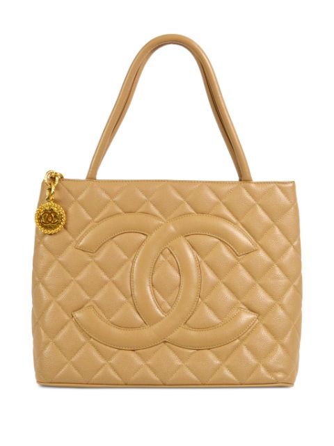 HOT SALE CHANEL 2002 Medallion quilted tote bag Women