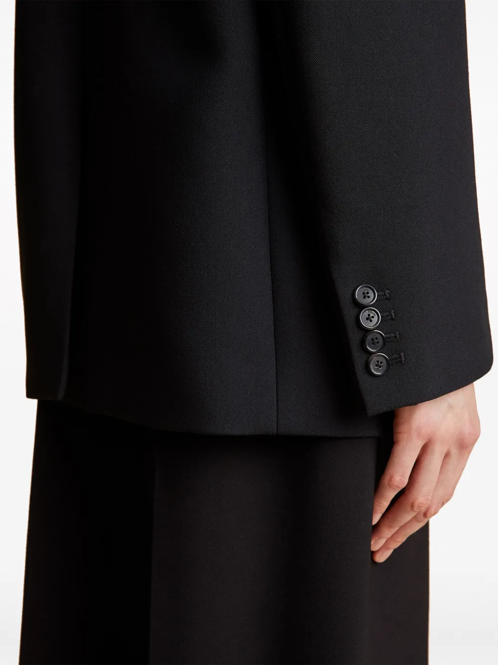 The Helio shawl-lapels blazer