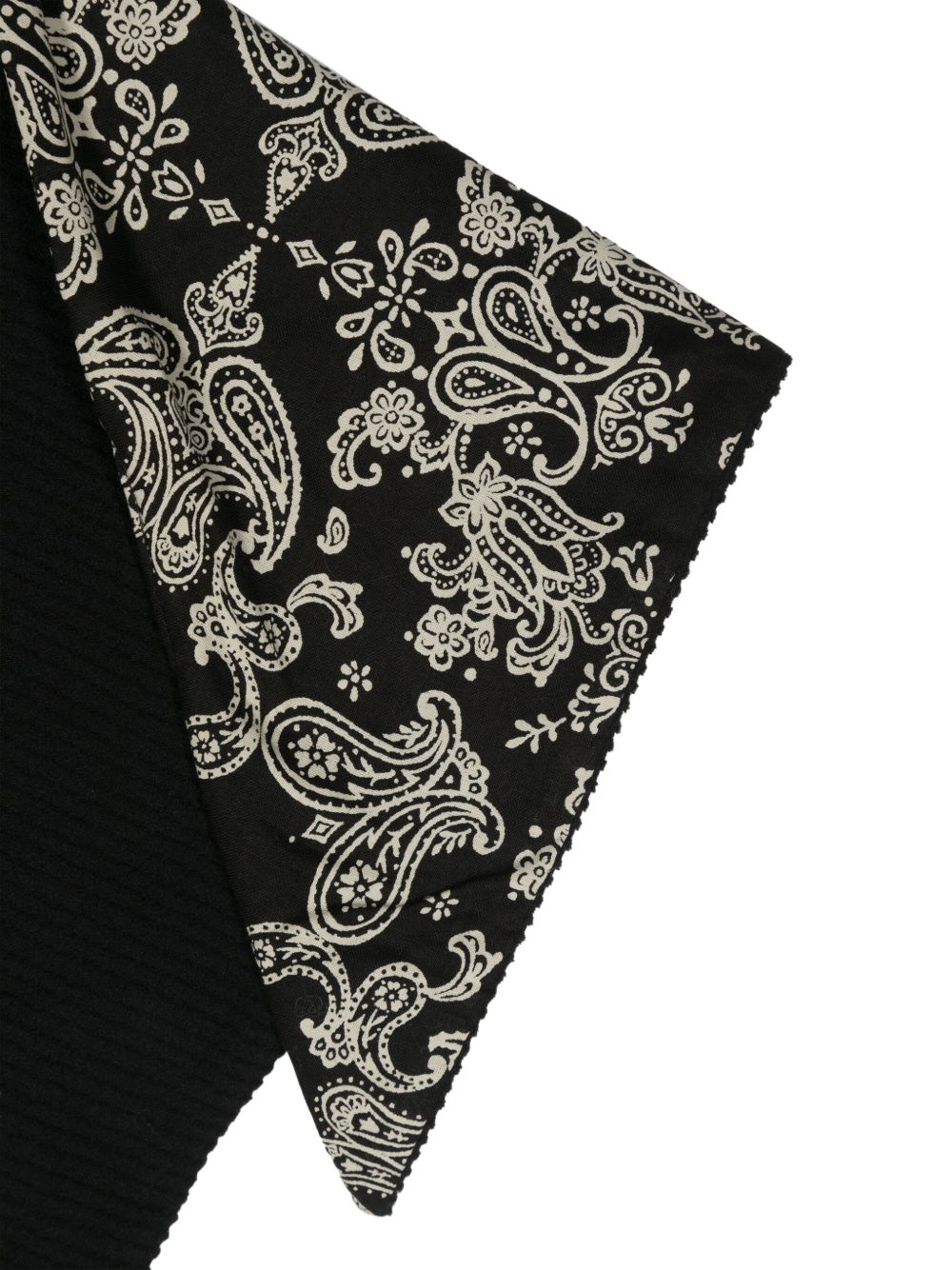 Satisfy Performance bandana met paisley print - Zwart