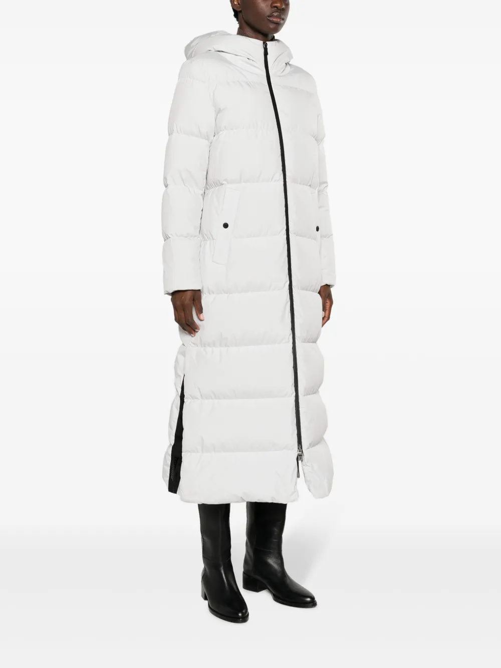 Herno Laminar Hooded Down Coat In Grey