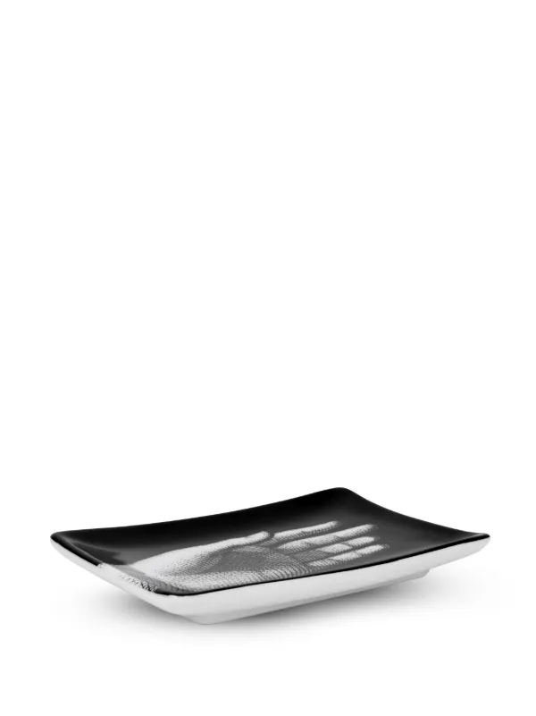 FORNASETTI Mano Ashtray アッシュトレイ Fornasetti Mano アッシュトレイ | ブラック | FARFETCH JP