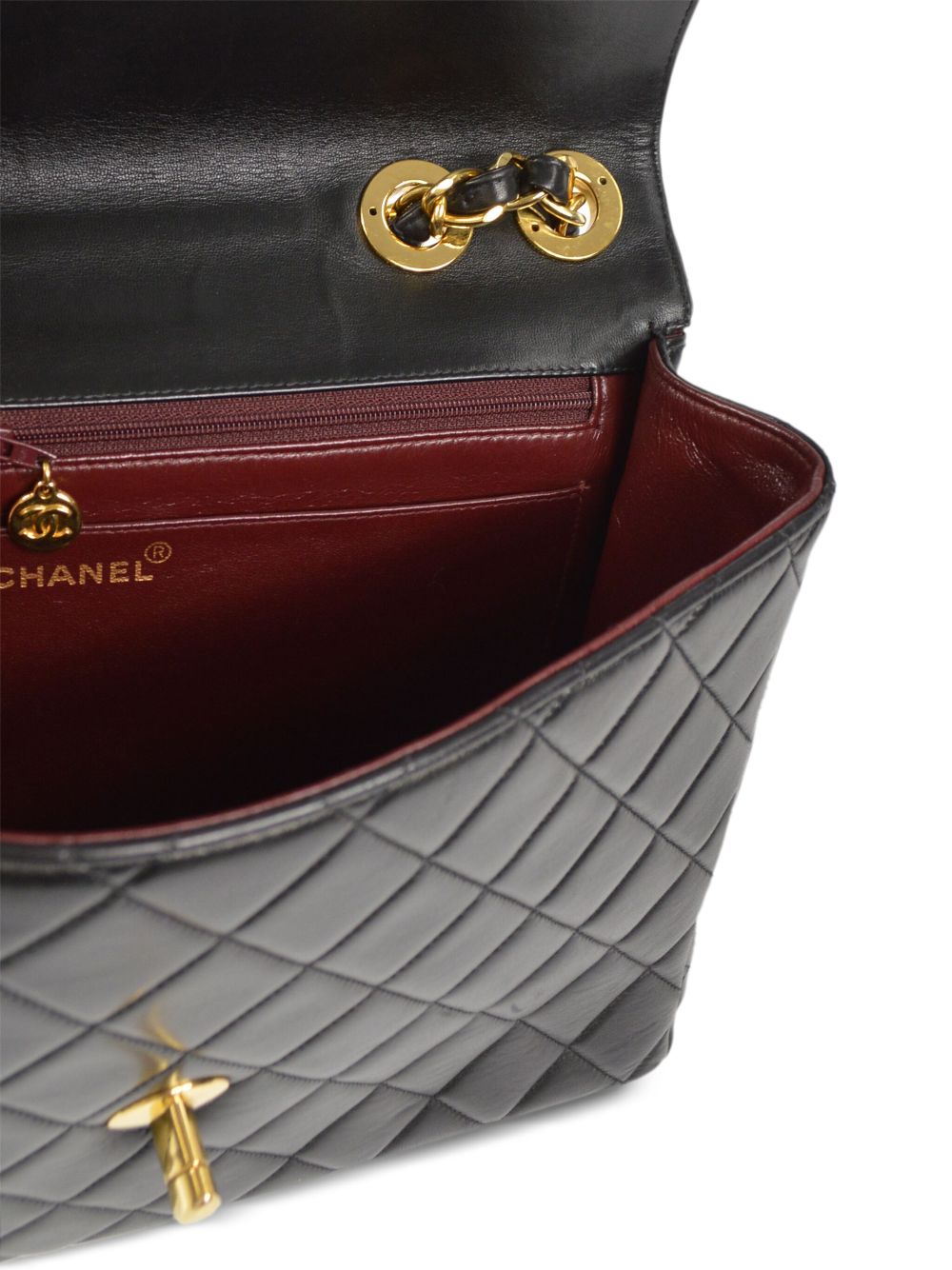 CHANEL 1995 Jumbo Classic Flap shoulder bag Women