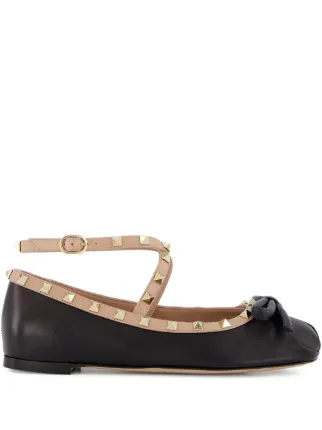 Valentino Garavani ロックスタッズ フラットシューズ | ブラック