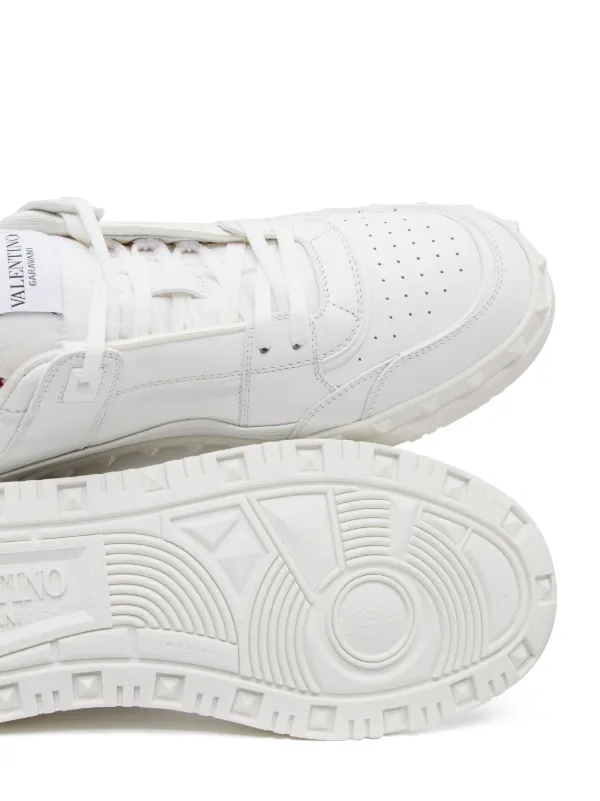 Valentino garavani white sneakers outlet