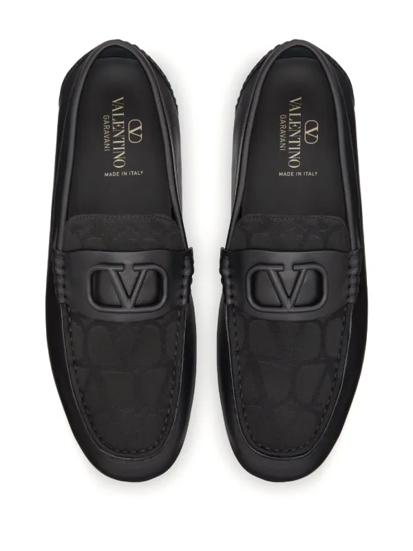 Gucci store signature loafers