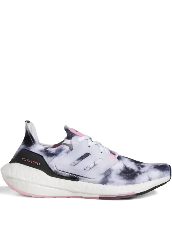 Adidas Ultraboost 22 "Cloud White" Sneakers | White | FARFETCH ID