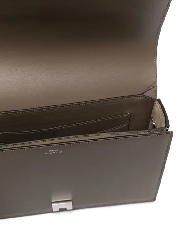 24AW new/toteme スムースレザーのTフラップバッグ Bag Taupe T-Flap leather bag taupe – TOTEME