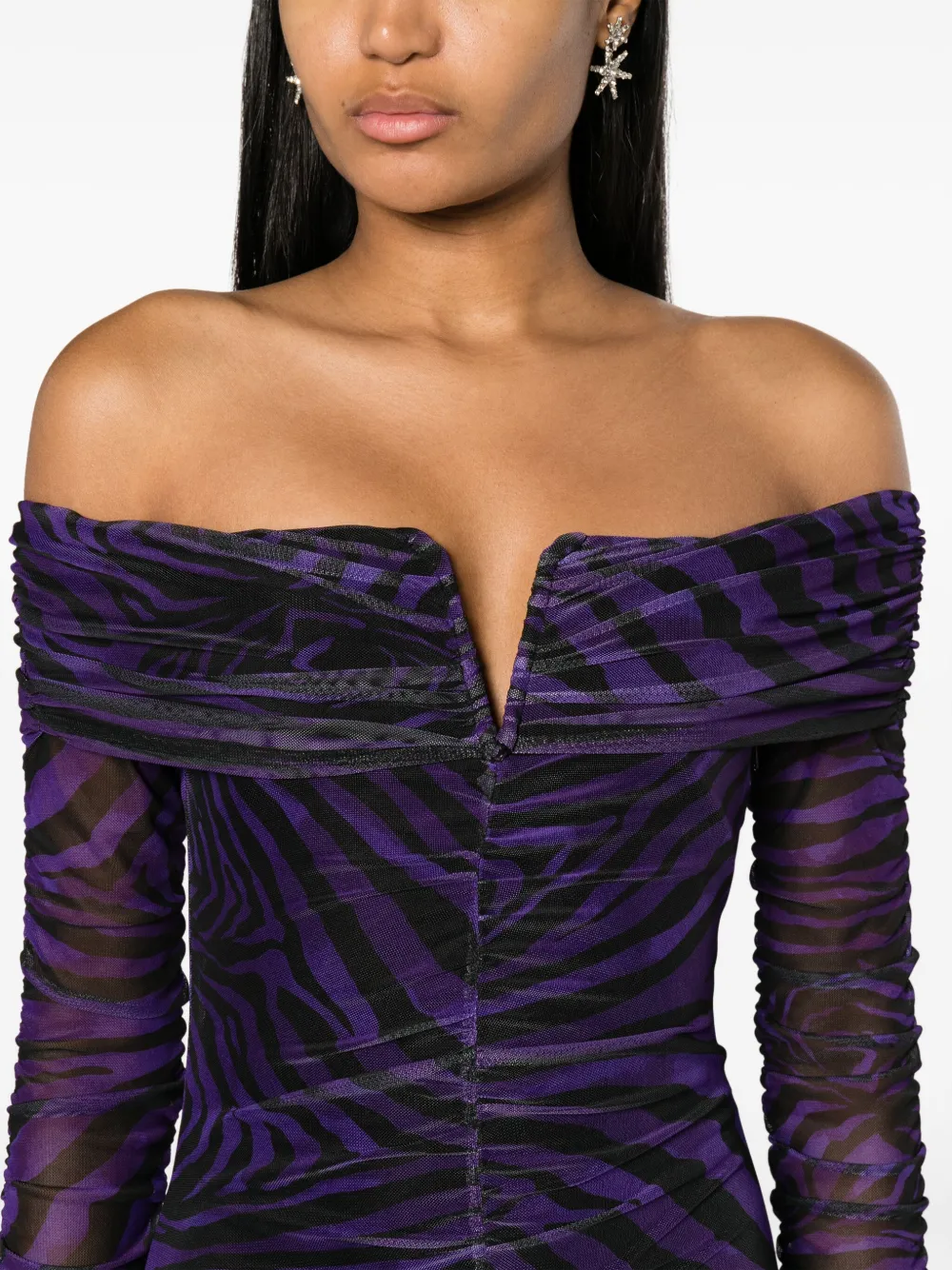 斑马纹露肩迷你连衣裙