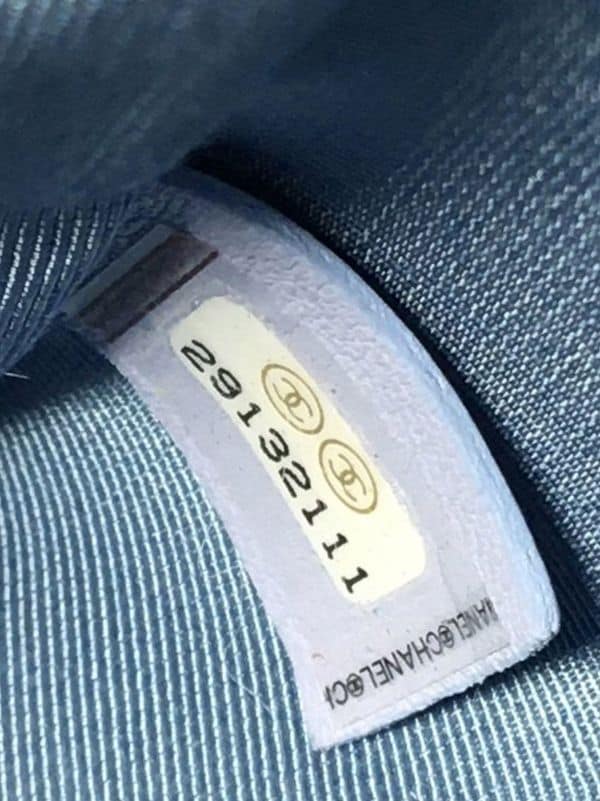 Chanel Pre-owned Medium Jersey 19 Flap Shoulder Bag