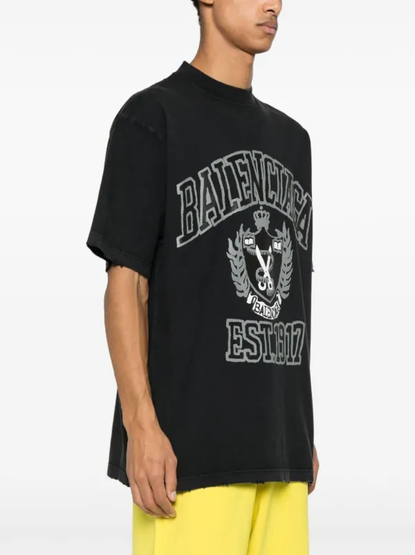 BALENCIAGA ブラック Tシャツ Balenciaga グラフィック Tシャツ | ブラック | FARFETCH JP