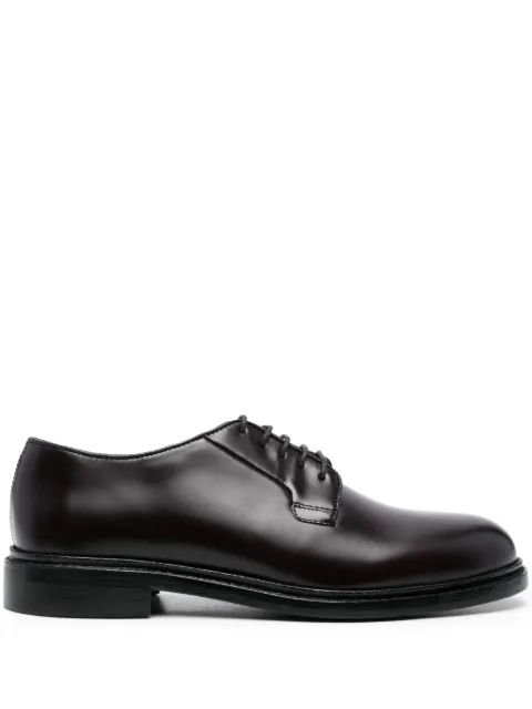 Sebago round-toe leather shoes