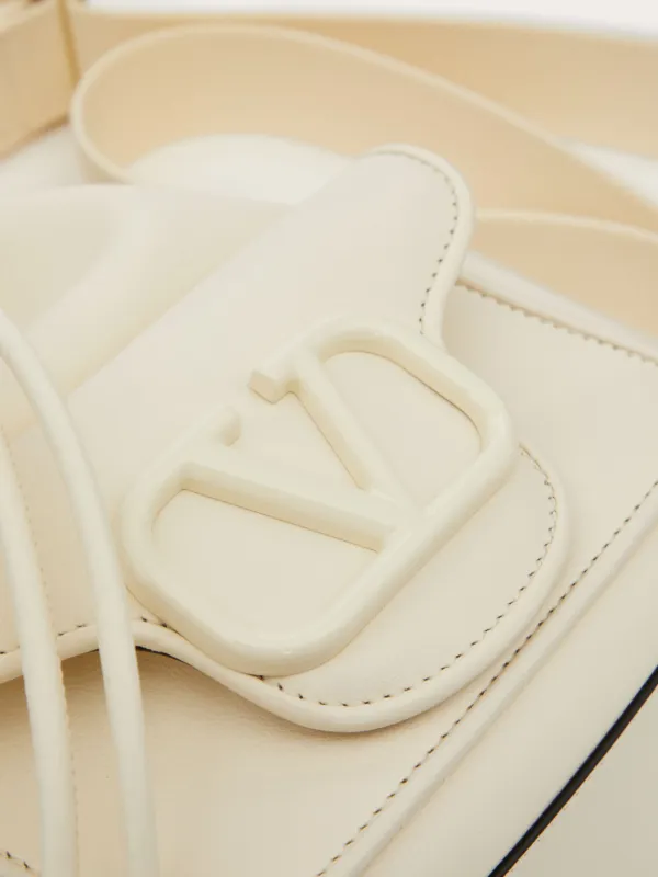 【関税&送料込】Valentino Garavani Caramel Leather Bucket Ba Valentino Garavani Bucket Bag, $1,959 | farfetch.com | Lookastic