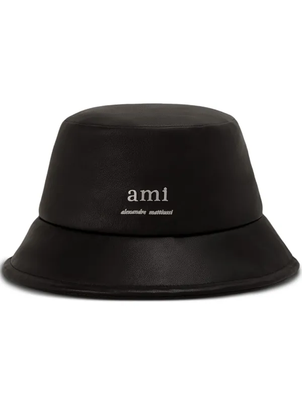 AMI Paris ロゴプレート バケットハット | ブラック | FARFETCH JP AMI Paris ロゴプレート バケットハット | ブラック | FARFETCH JP