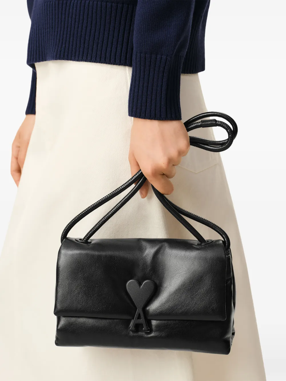 AMI Paris Voulez-Vous レザーハンドバッグ | ブラック | FARFETCH JP