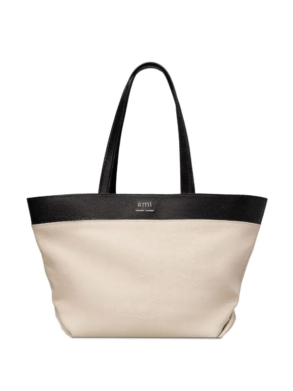人気！【AMI PARIS】パネル ハンドバッグ AMI Paris パネル ハンドバッグ | ニュートラル | FARFETCH JP