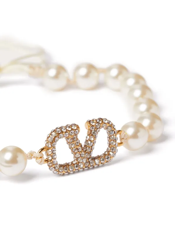 【関税&送料込】Valentino Garavani Pearl Coeur  Bracele Vlogo Signature Bracelet With Pearls for Woman in Gold