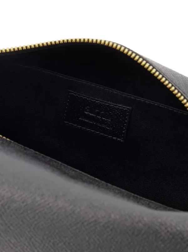 ★送料関税込★AMI PARIS Ami de Coeur ウォッシュバッグ AMI Paris Ami De Coeur Wash Bag | Black | FARFETCH