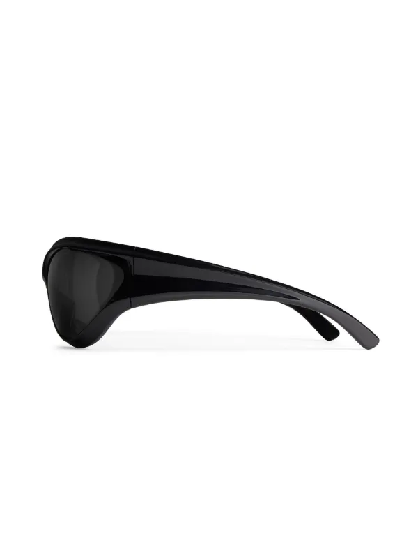 Oval hotsell oakley sunglasses