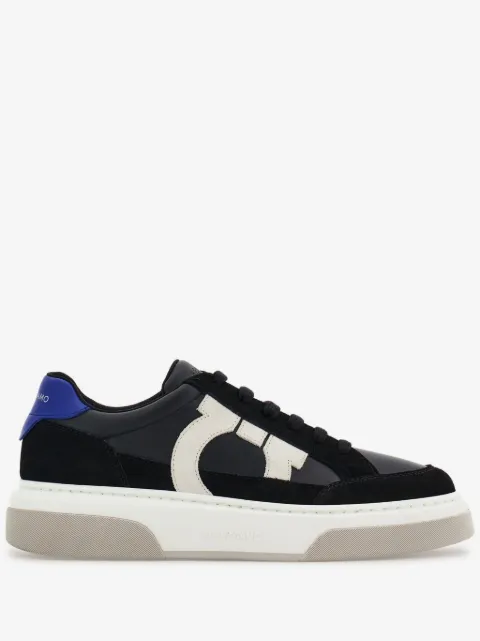 Ferragamo Gancini sneakers i læder med paneler