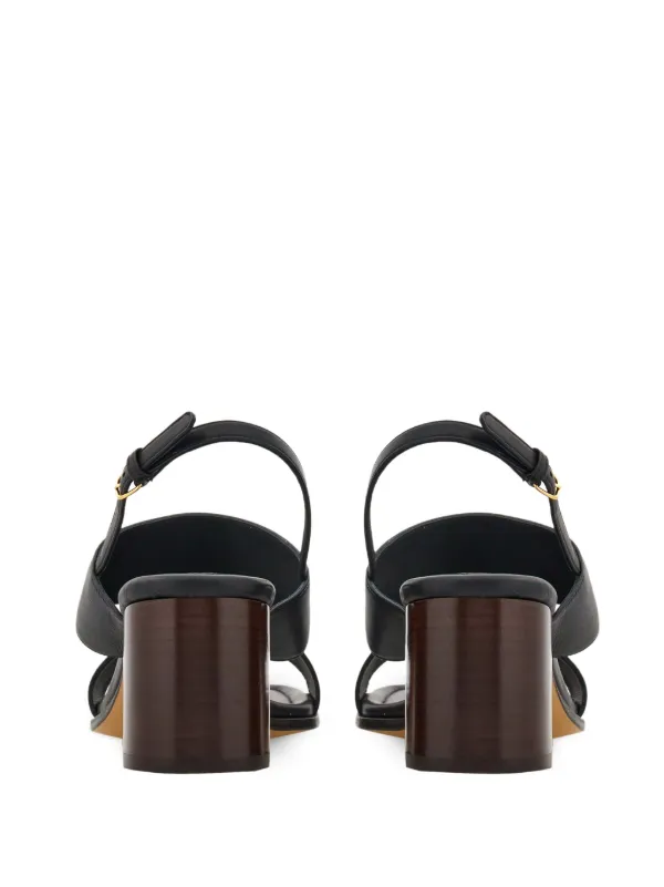 サンダル・ミュール Ferragamo Infradito Gancini In Pelle Ferragamo 55mm Gancini-buckle Leather Sandals | Black | FARFETCH