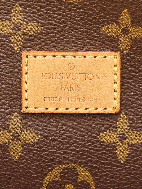 Louis Vuitton 1983 Saumur 35 Messenger Bag in Brown