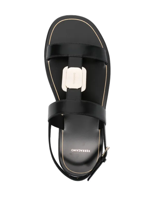 【関税込み】Ferragamo ブラック Ferragamo モノグラム サンダル Ferragamo Capri レザーサンダル | ブラック | FARFETCH JP