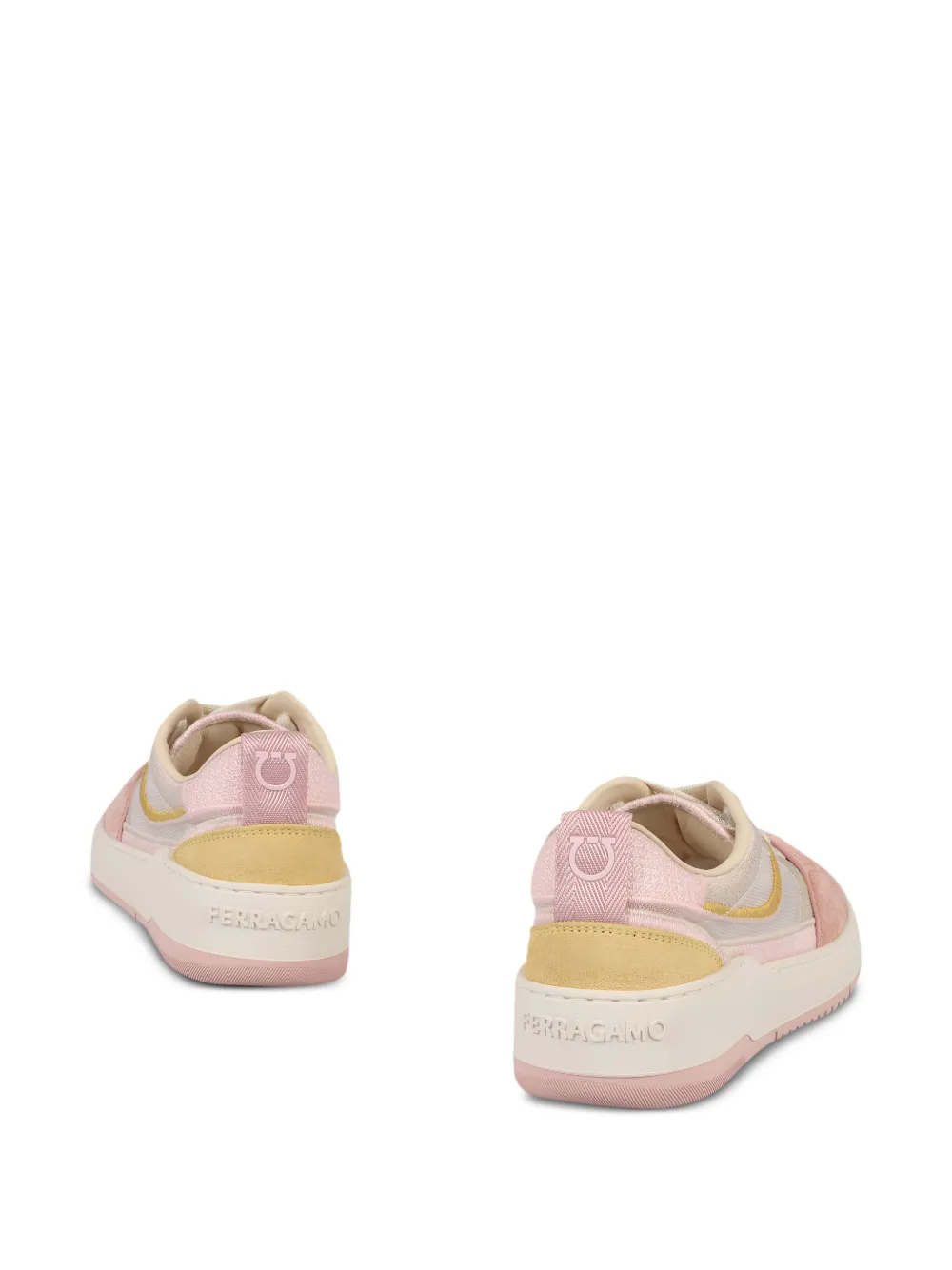 Ferragamo Sneakers met mesh vlak Roze