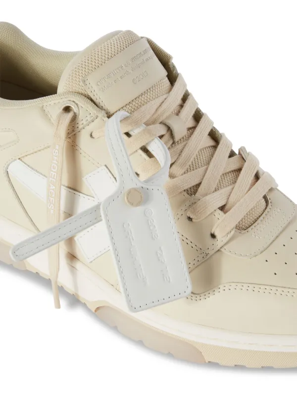 【関税&送料込】Off White White Leather Out Of Office Sneake 22475442_52429163_600.jpg
