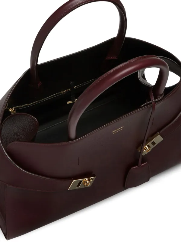Ferragamo Medium Hug Leather Tote | Red | FARFETCH
