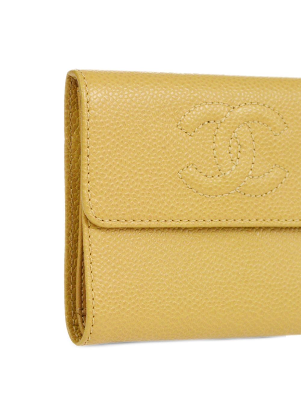 CHANEL 2000 CC trifold wallet Women