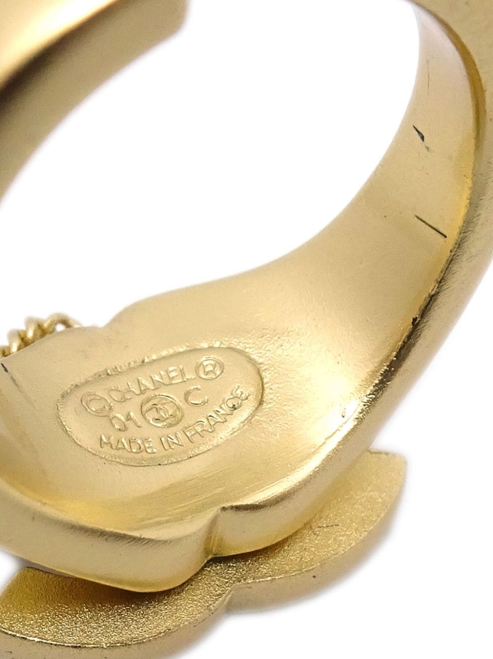 Pre-owned Chanel 2001 Cc Ring Bangle In Gold